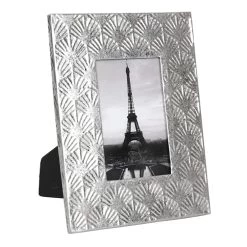 Found & Fable Metal Tabletop Photo Frame, 5x7